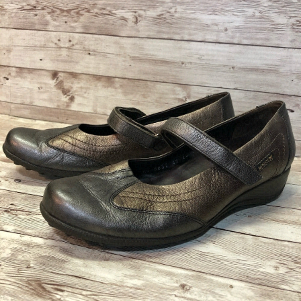 LEATHER Mephisto Mary Janes